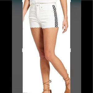 NWT  Universal thread jeans shorts